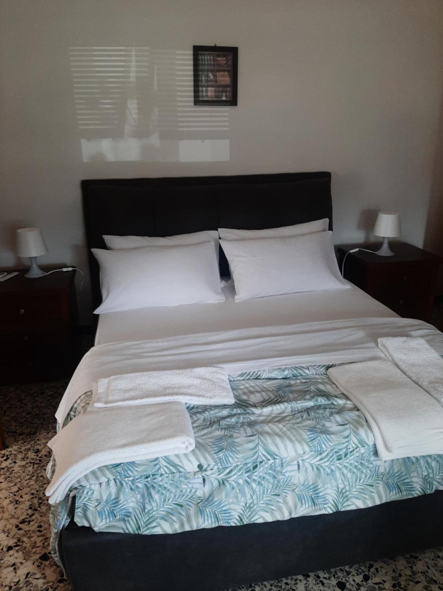 לה ספציה Casa Vacanza Dh מראה חיצוני תמונה